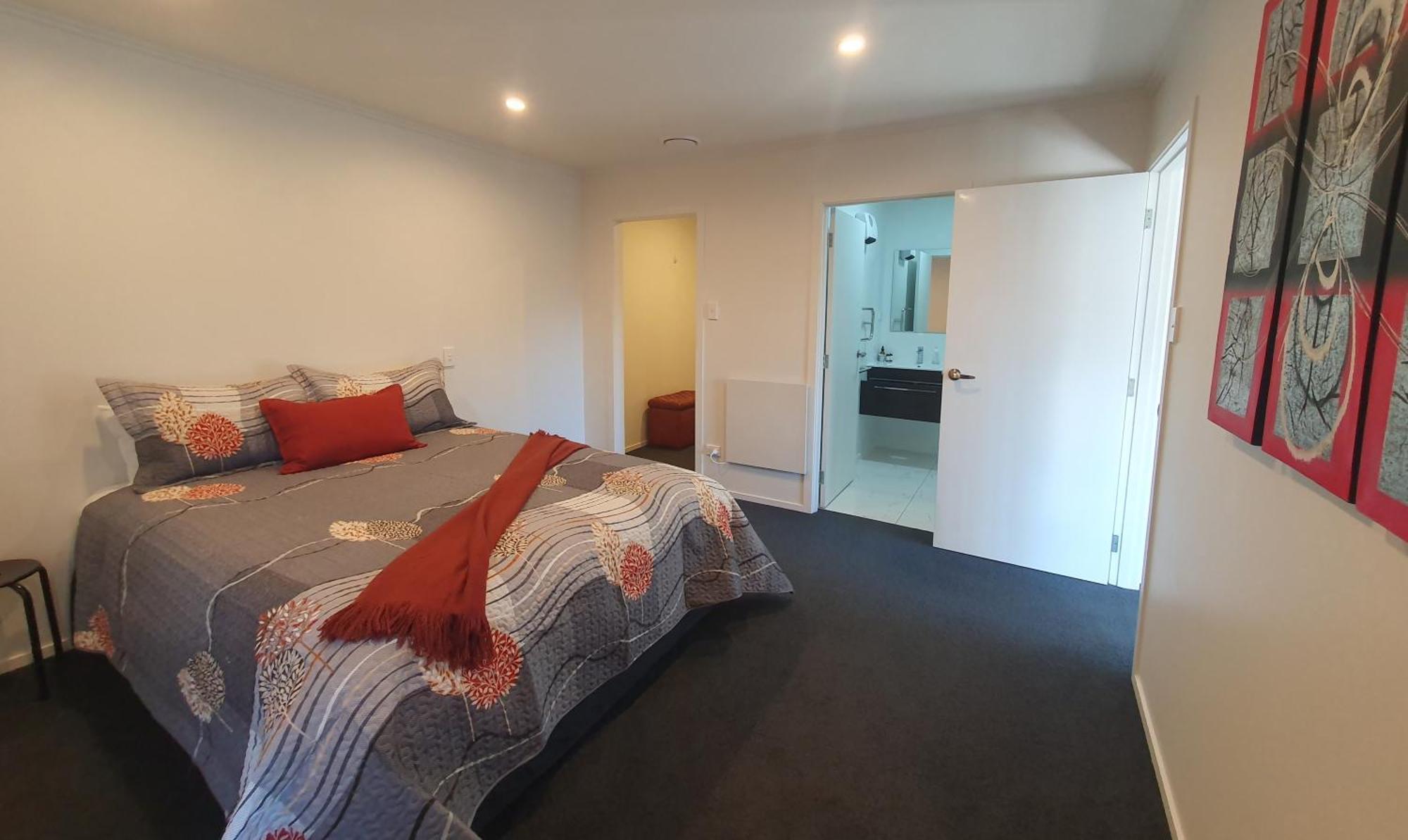 10 @ Wai Matangi Villa Turangi Rom bilde